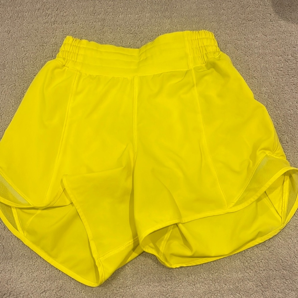 yellow lululemon hotty hot shorts